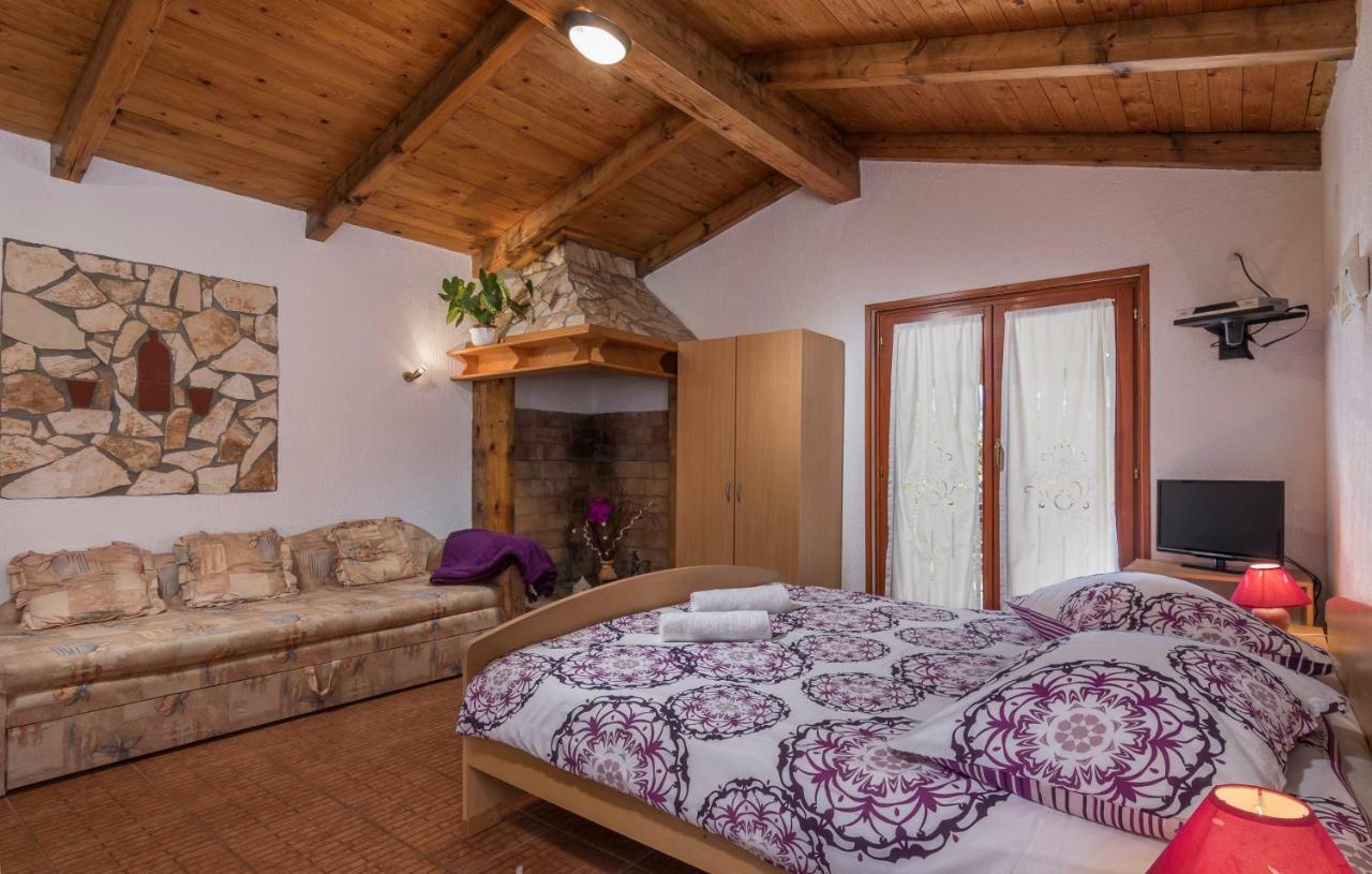 Apartment Zikovic *