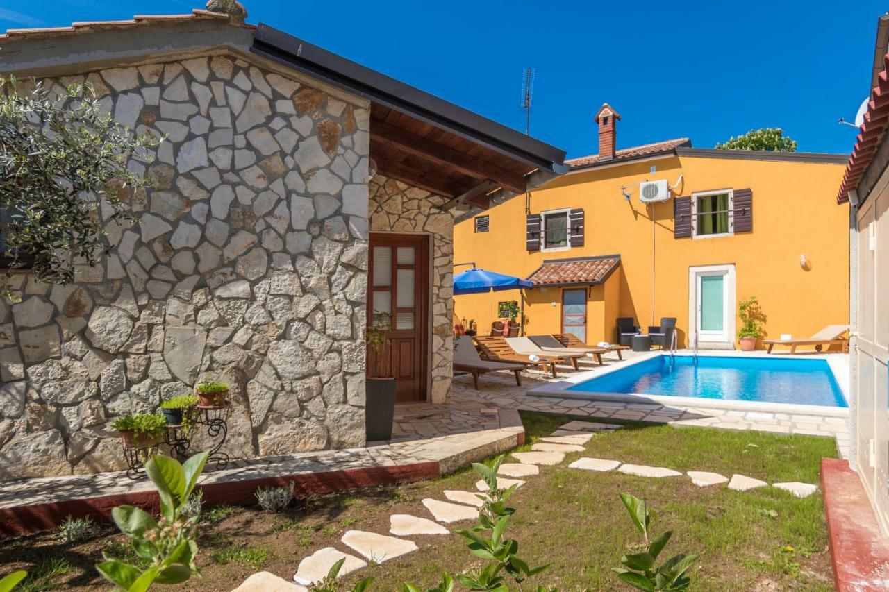 Apartament Zikovic *