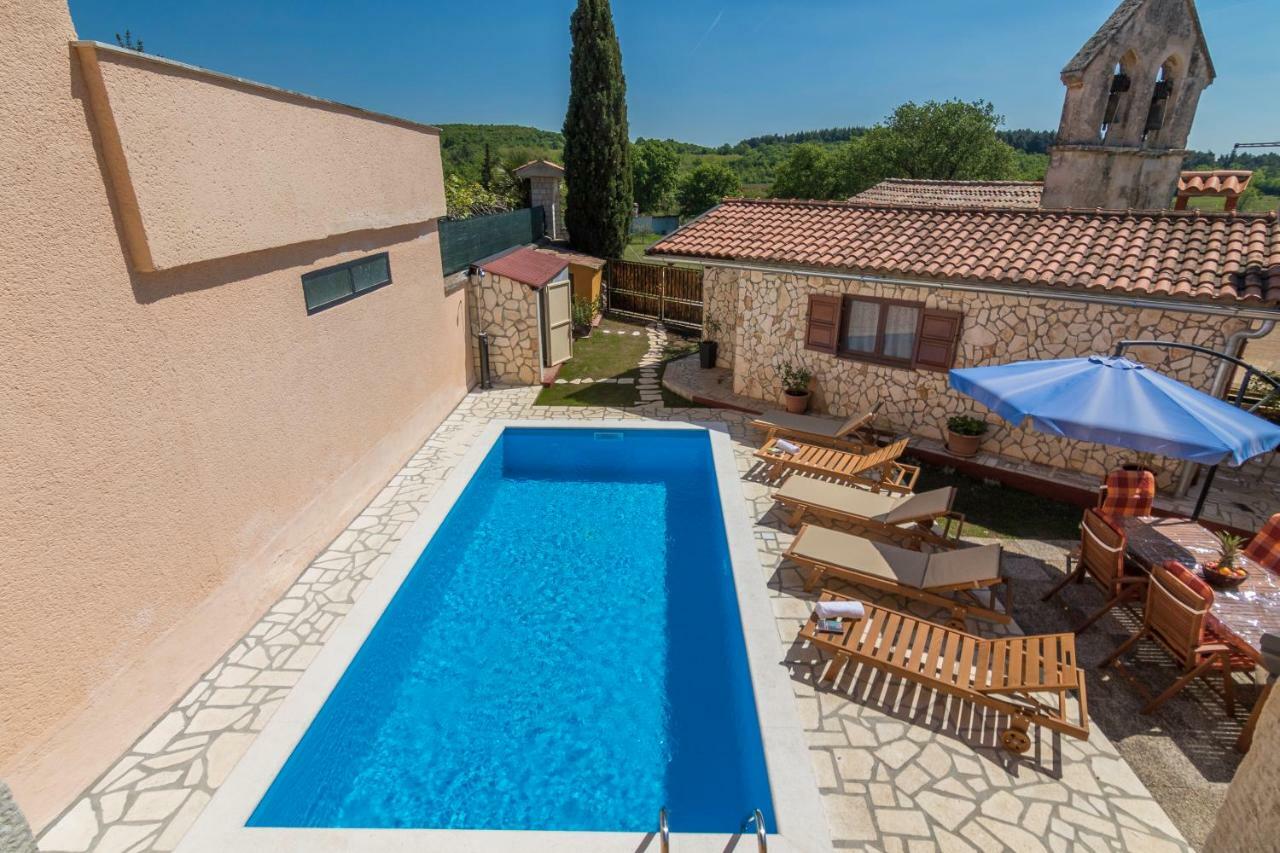 Zikovic Apartament
